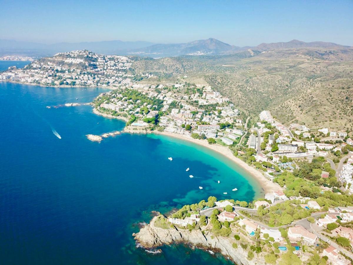 Almadrava Beach Росес Екстериор снимка